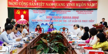 Hội thảo khoa học về xây dựng chính quyền đô thị