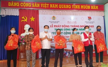 Phú Riềng phát động Tháng nhân đạo, Tháng công nhân  