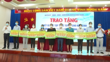 Chơn Thành: Đảm bảo 100% học sinh có thiết bị học trực tuyến