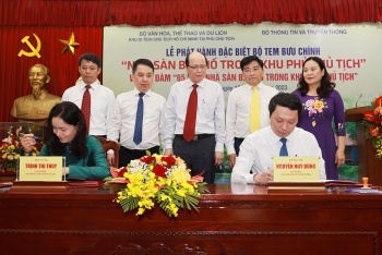 Phát hành đặc biệt bộ tem bưu chính: “ Nhà sàn Bác Hồ trong khu Phủ Chủ tịch”