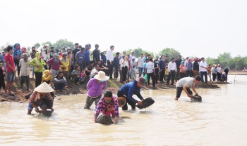 Lễ hội Phá Bàu của người Khmer