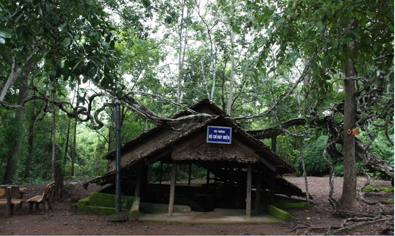 Rừng nguyên sinh tại Căn cứ Bộ Chỉ huy Miền - Tà Thiết (Lộc Ninh).