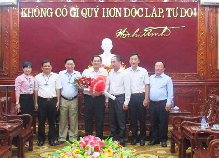 troa quyet dinh nghi hưu