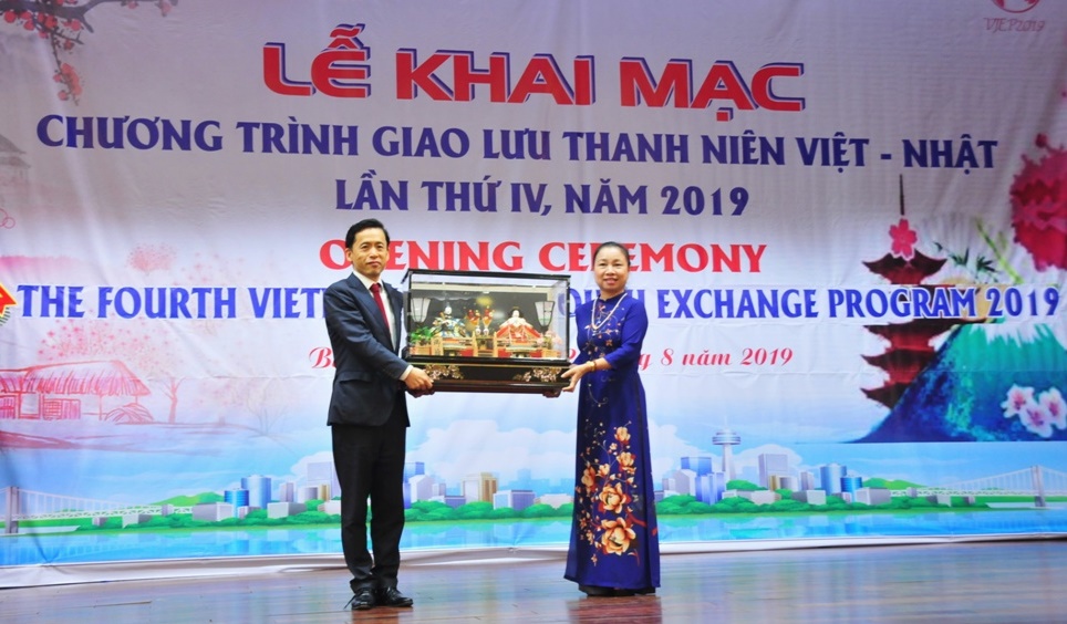 giao luu viet nhat2